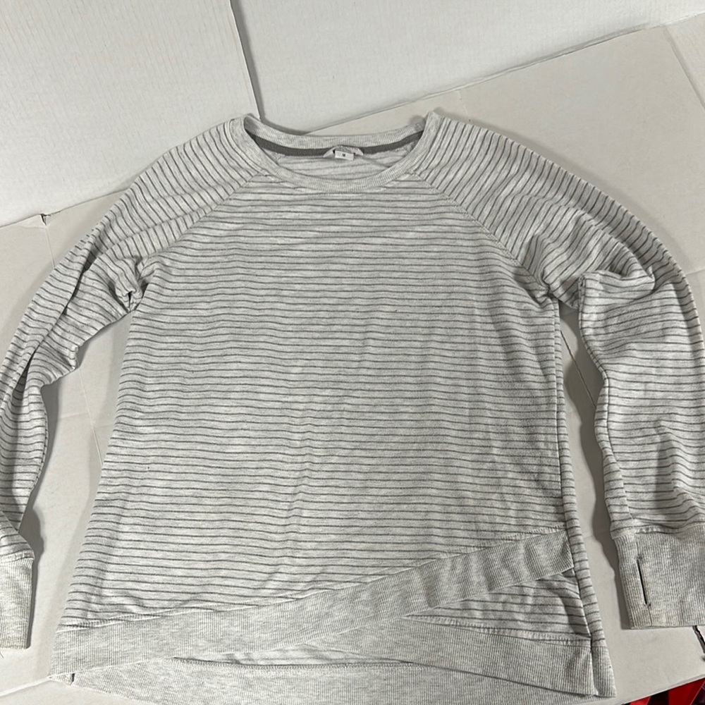 Danskin Gray Striped Long Sleeve Top, thumb holes, SOFT!